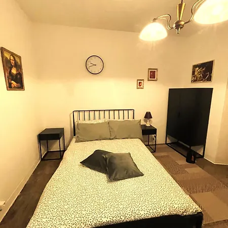 Casa Rossa - Maggiore Guest house *