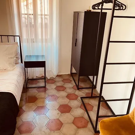 Guest house Casa Rossa - Maggiore